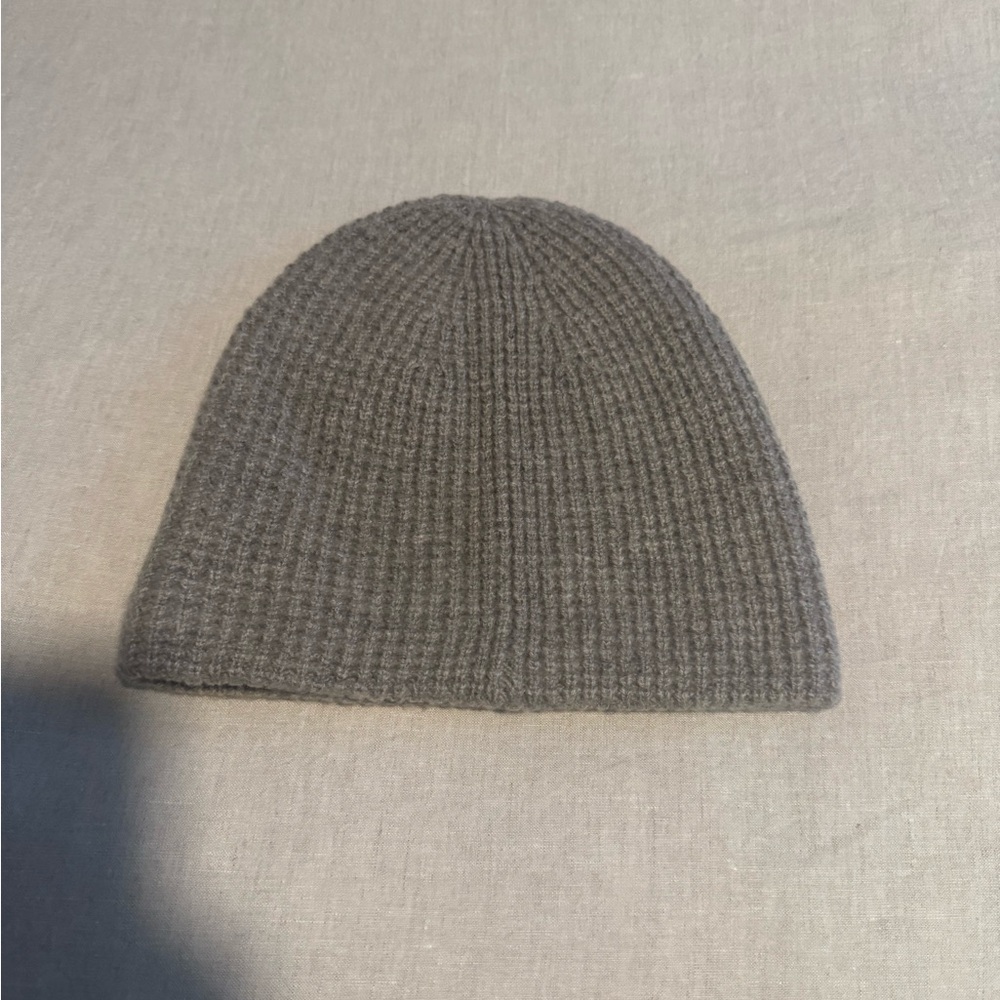 ‼️ Last Chance ‼️ NWT ⭐️ Madewell REVERSIBLE BEANIE IN SOFTWOOL - Picture 5 of 6